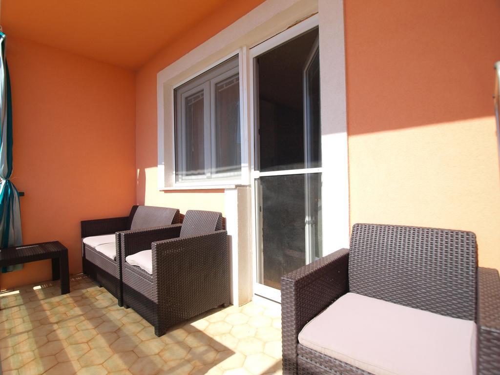 Apartment Luisa 1437 Peruški エクステリア 写真